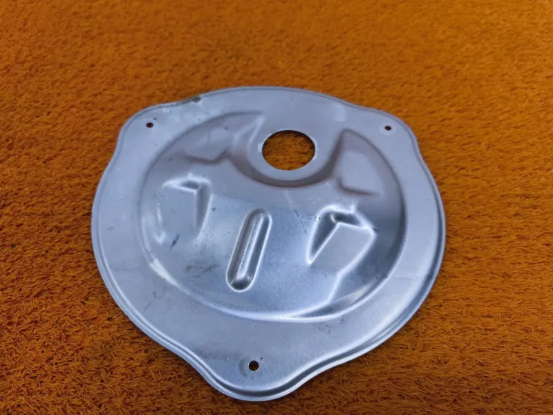 Крышка топливного насоса