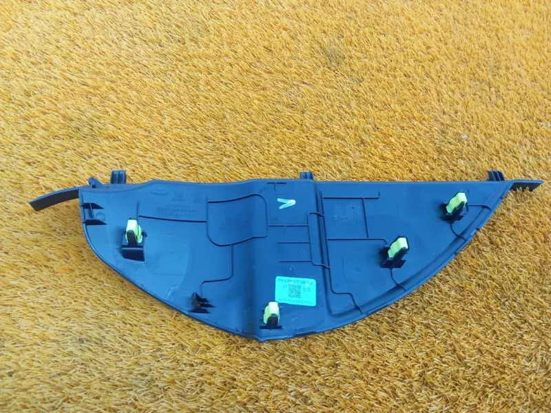 Накладка на торпедо