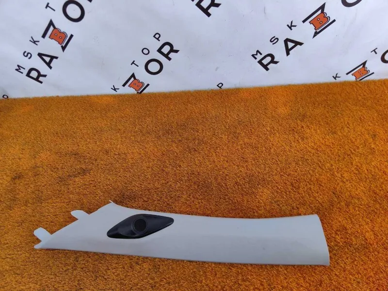 Накладка на стойку кузова