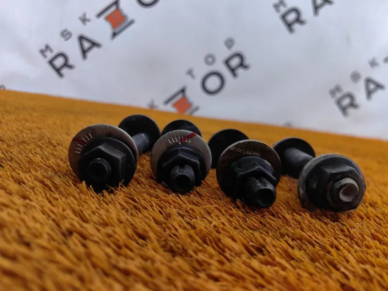 Болт развальный