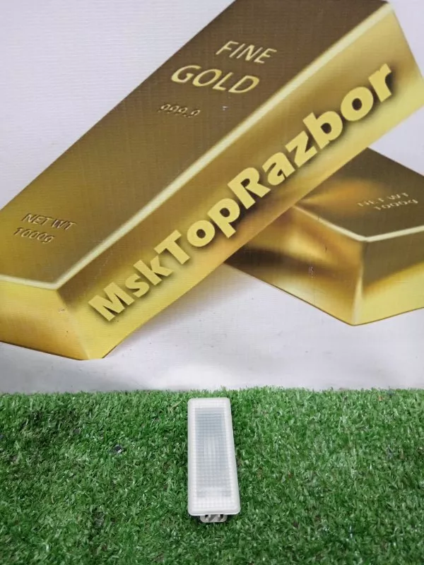 Плафон освещения багажника