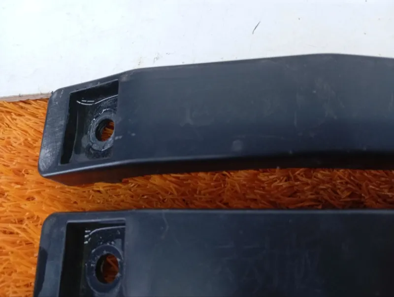 Крепление бампера