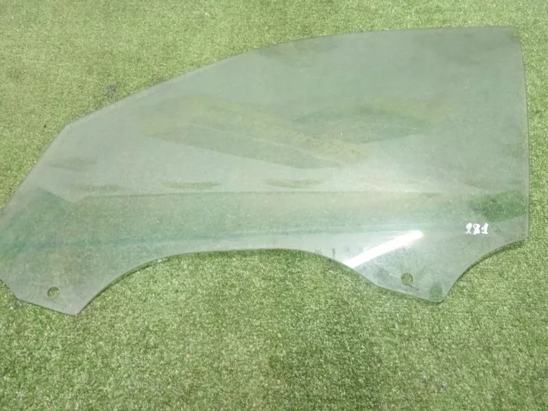 Стекло двери BMW X5 2008 51337137013 E70, переднее левое