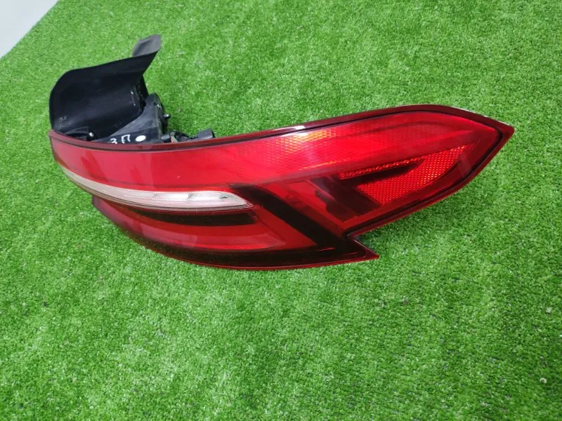 Фонарь задний