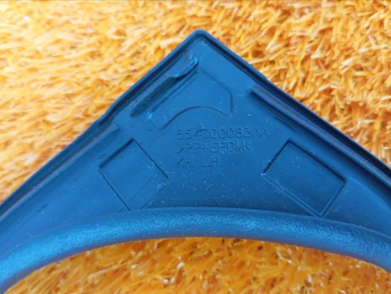 Уплотнитель стекла двери