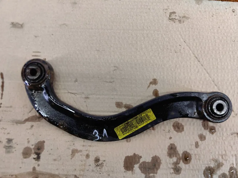 Рычаг подвески