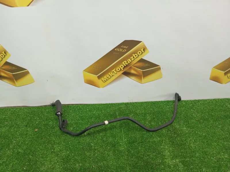 Трубка топливная