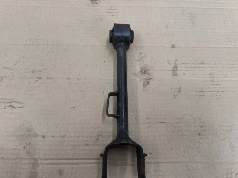 Рычаг подвески