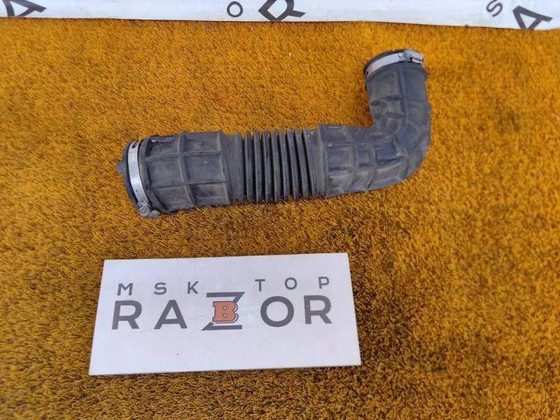 Патрубок воздушного фильтра