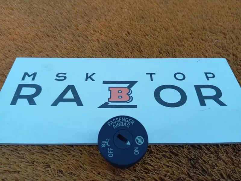 Кнопка AirBag BMW X3 2018 932650101 G01 B47