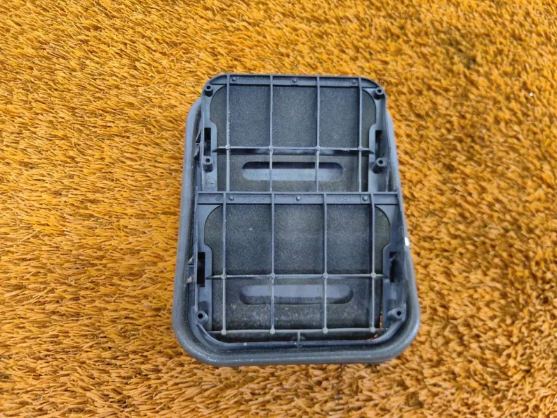 Решетка вентиляционная