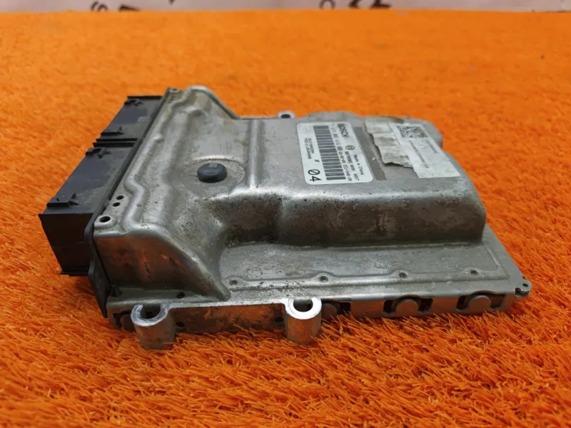 Блок управления двигателем