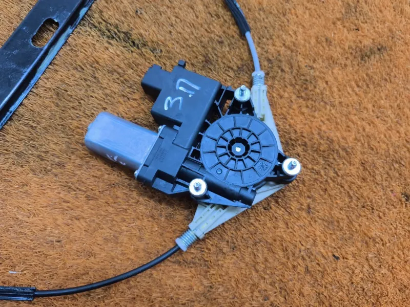 Стеклоподъемник