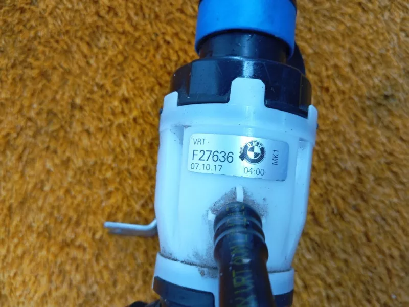 Горловина топливного бака