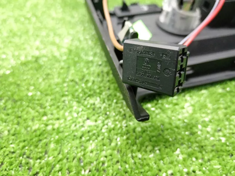 Накладка консоли