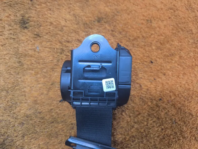 Ремень безопасности