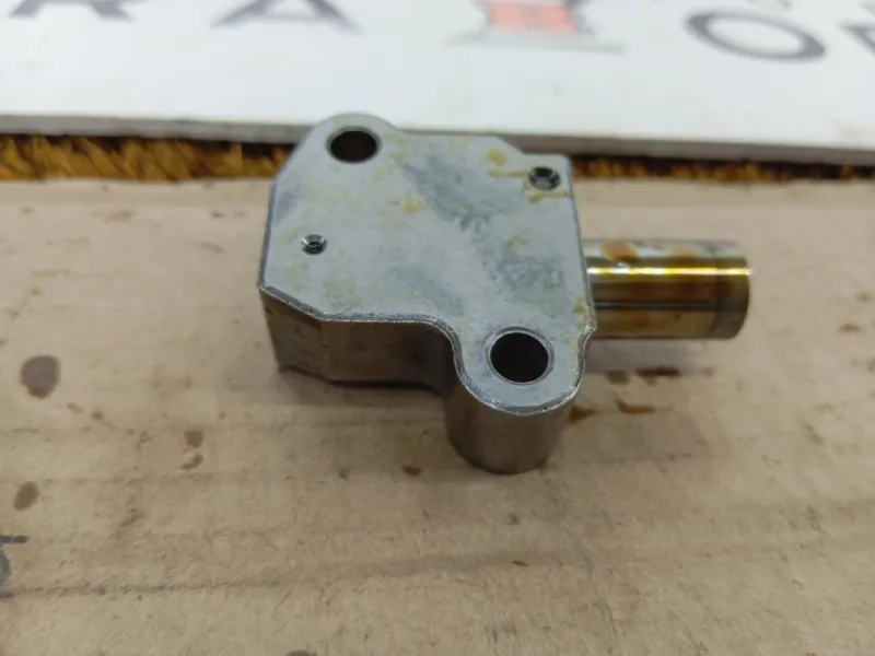 Натяжитель цепи ГРМ