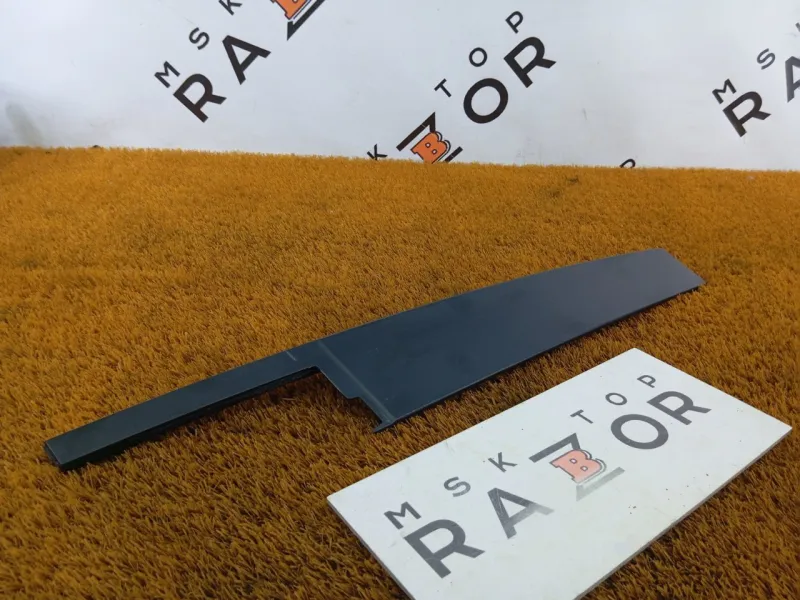 Молдинг двери