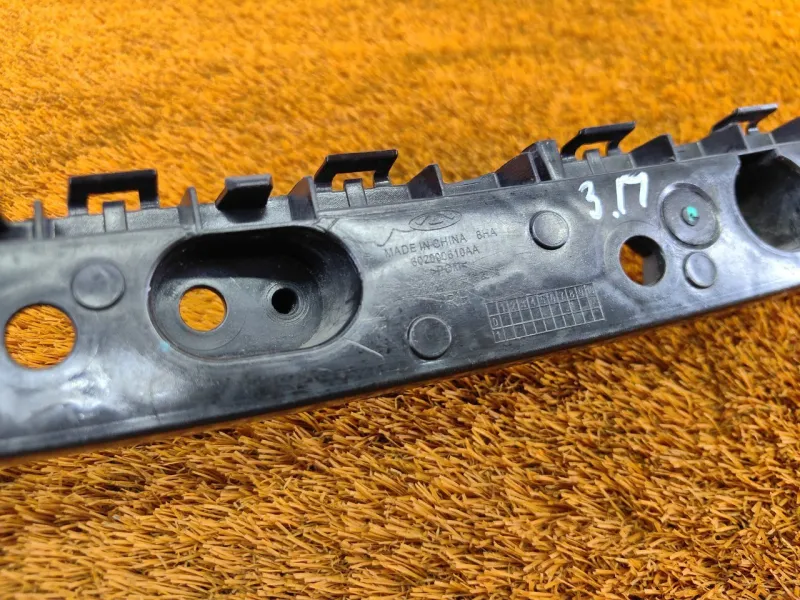 Кронштейн бампера