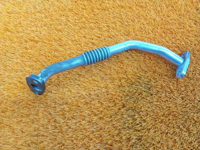 Трубка турбокомпрессора