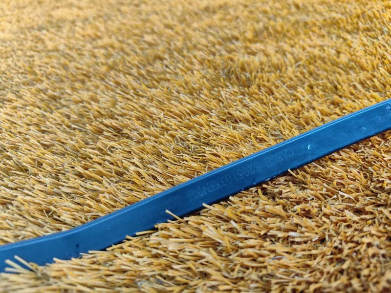 поводок стеклоочистителя