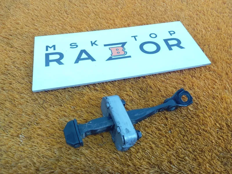 Ограничитель двери