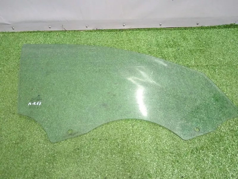 Стекло двери BMW 3-Series 2007 51337060264 E90, переднее правое