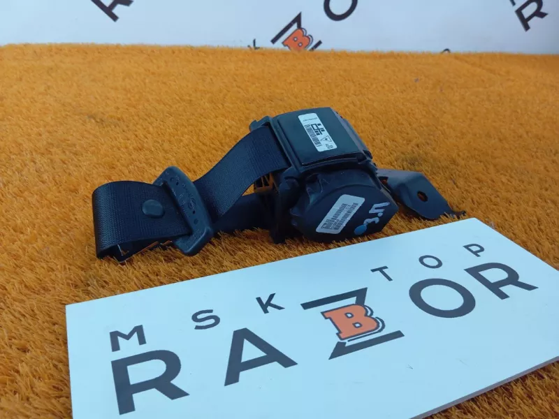 Ремень безопасности