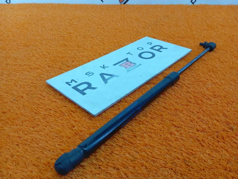 Амортизатор капота