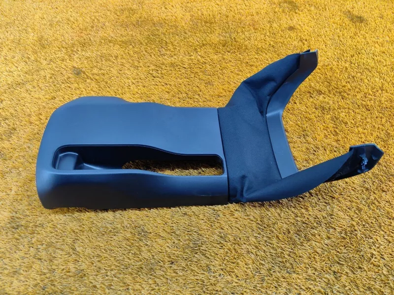 Кожух рулевой колонки