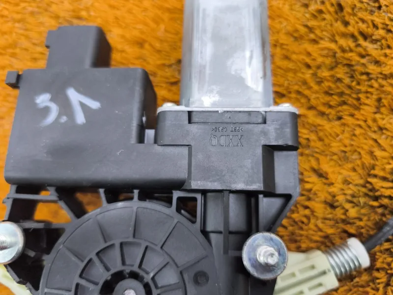 Стеклоподъемник