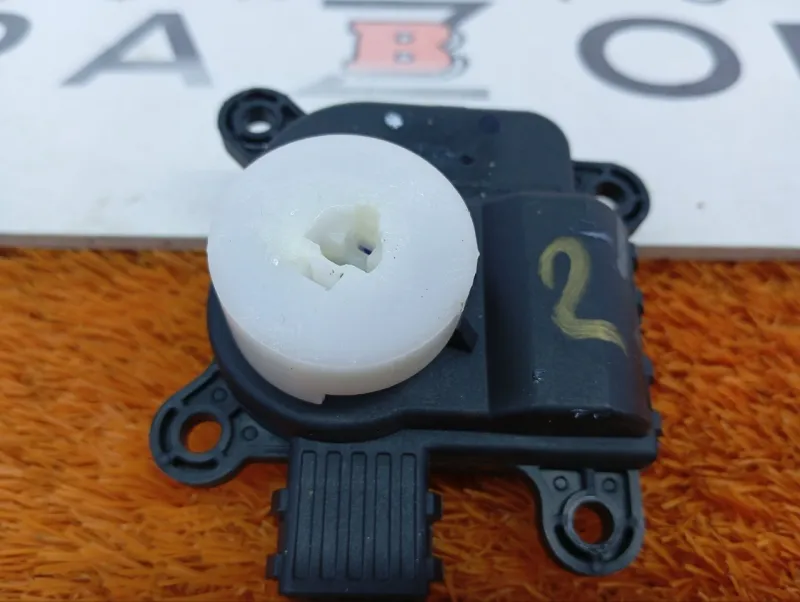 Моторчик привода заслонок