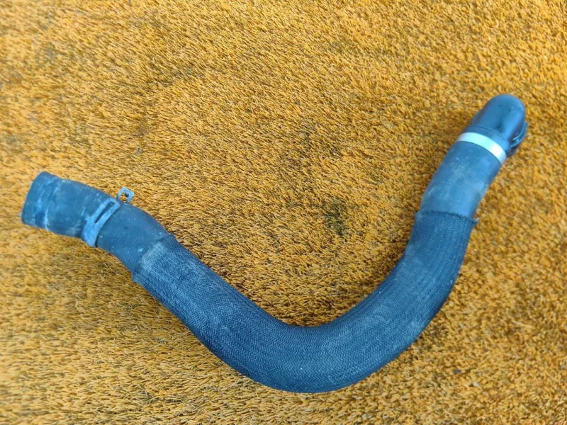 Патрубок интеркулера