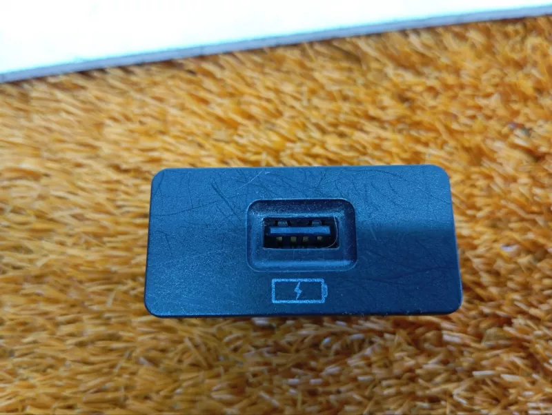 Разъем USB