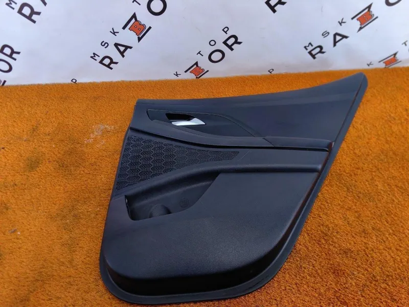 Обшивка двери