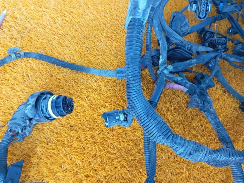 Проводка подкапотная