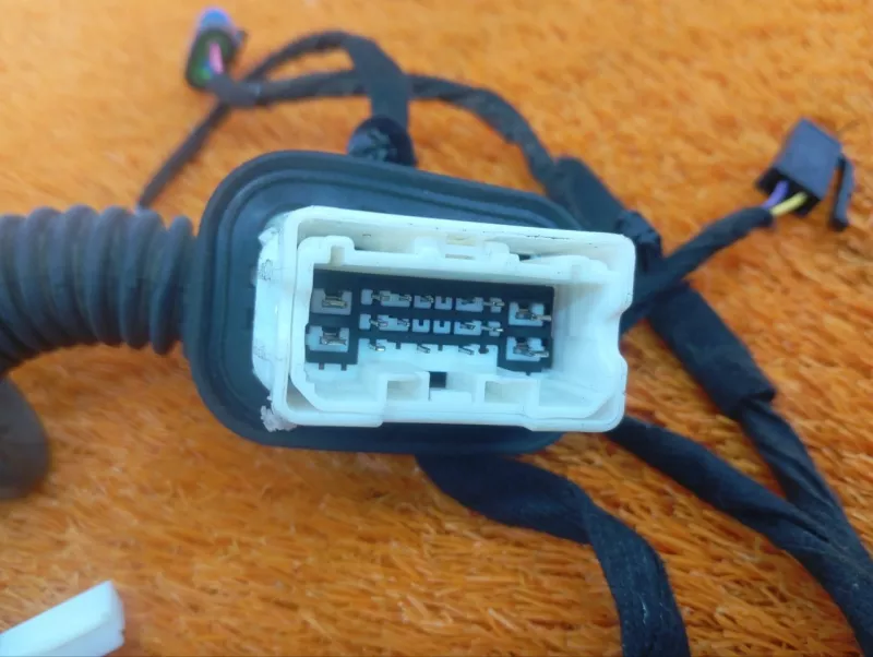 Проводка двери