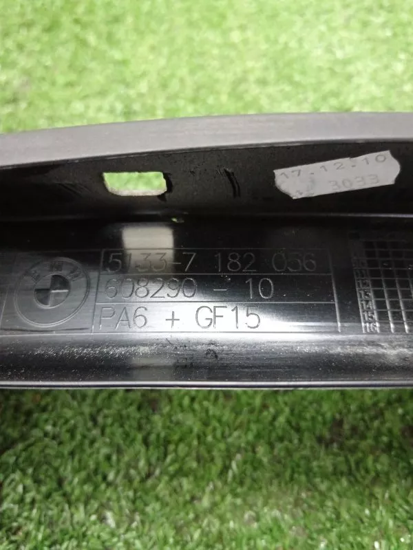 Накладка рамки двери BMW 5-Series 2010 51337182036 F10/F11, задняя правая