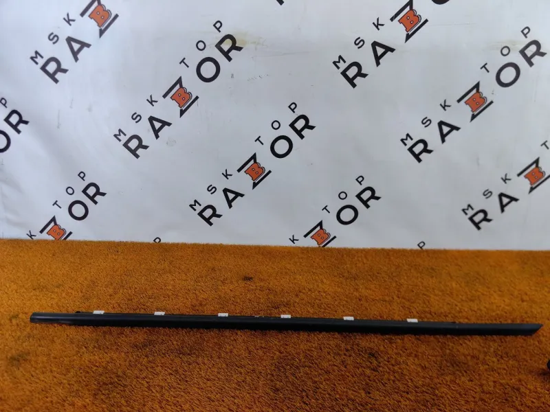 Молдинг стекла Changan UNI-V 2023 C281F2704070100, передний левый