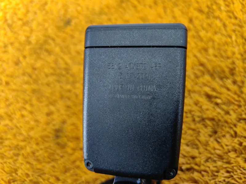 Ответная часть ремня безопасности