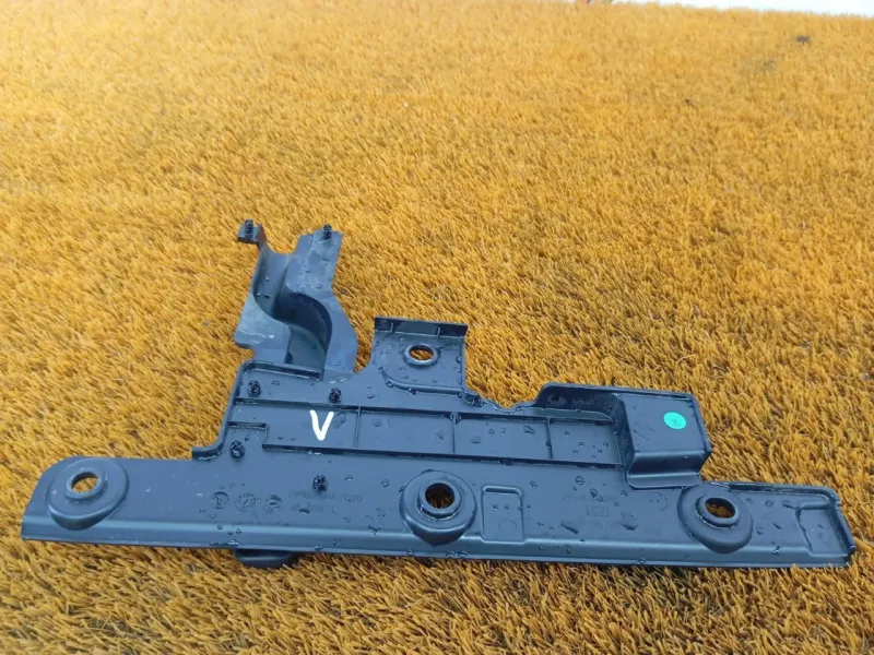 Накладка крыла