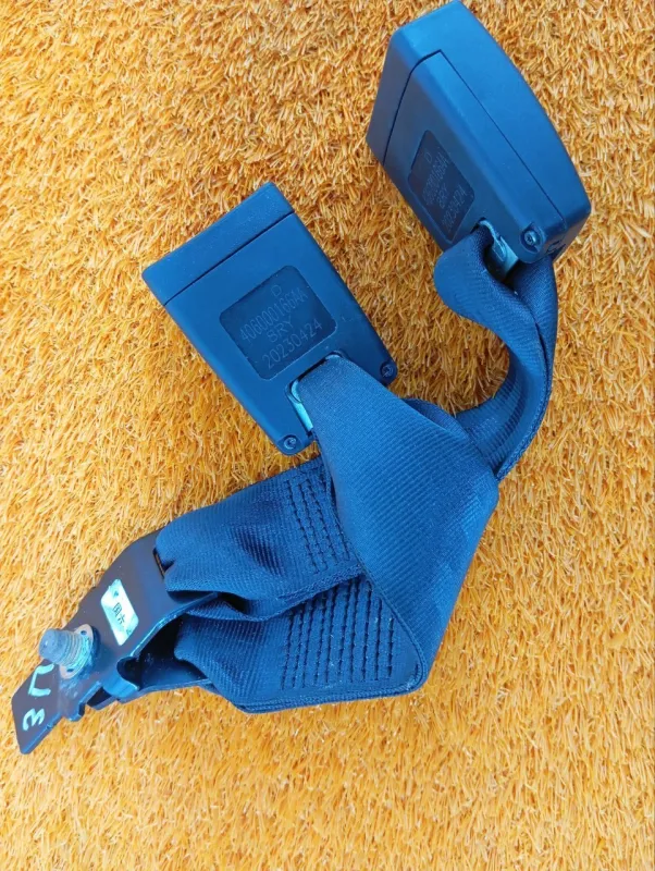 Ответная часть ремня безопасности