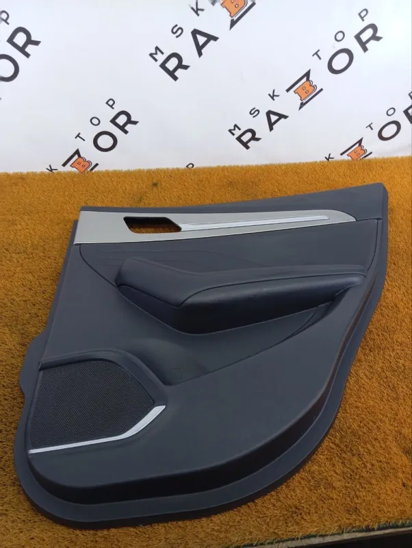 Обшивка двери