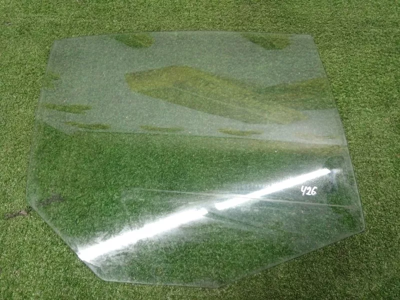 Стекло двери BMW 5-Series 2006 51357110636 E60/E61, заднее правое