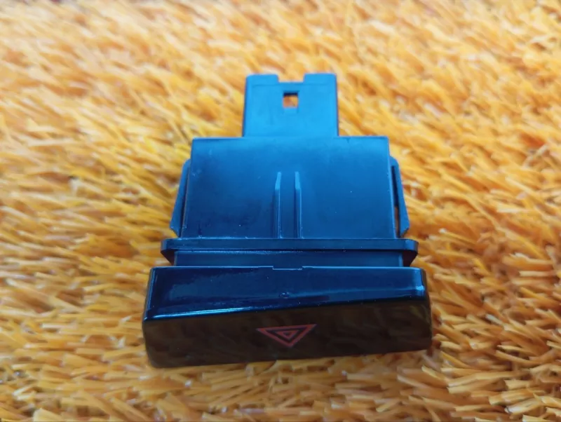 Кнопка аварийной сигнализации