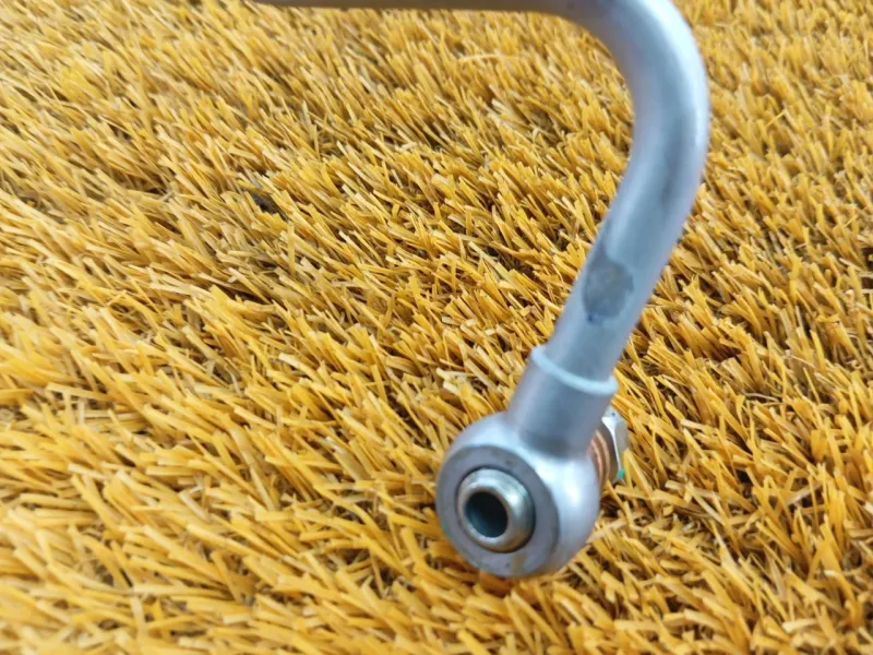 Трубка масляная