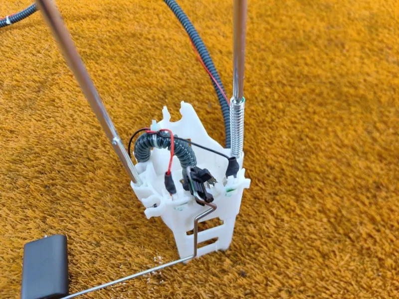 Датчик уровня топлива