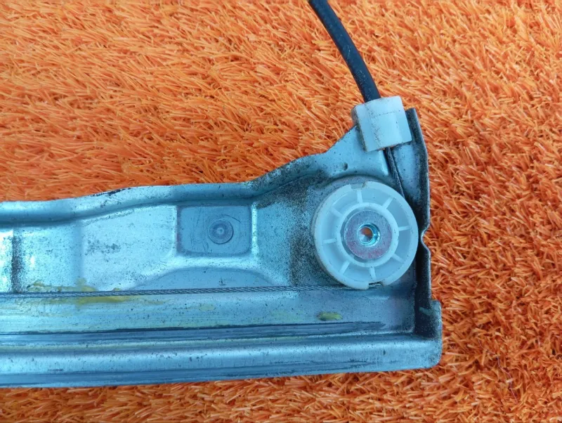 Стеклоподъемник