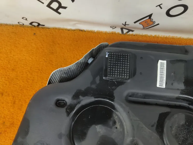 Бак топливный