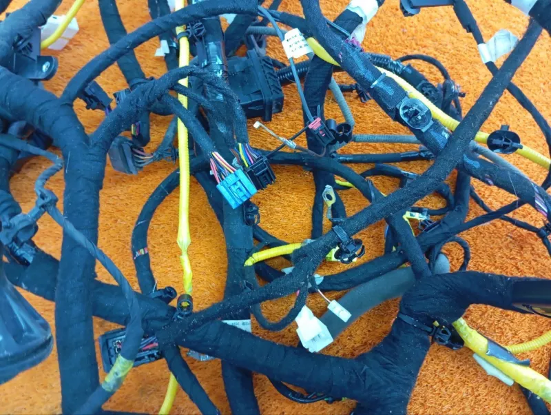 Проводка салона